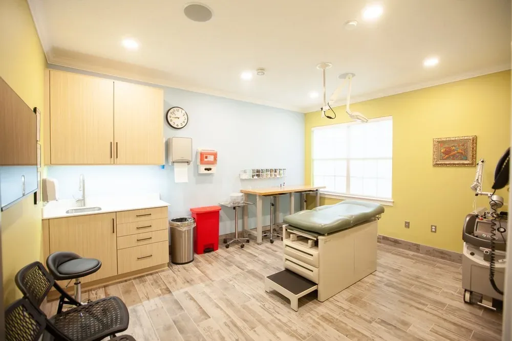 East Coast Worldwide Tattoo & Piercing — Tattoo and piercing shop in Jacksonville